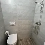 Suzana 아파트